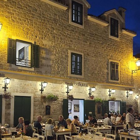 Centar Vodice Apartmani المظهر الخارجي الصورة