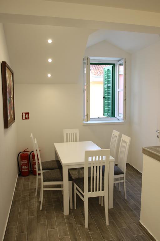 Centar Vodice Apartmani المظهر الخارجي الصورة