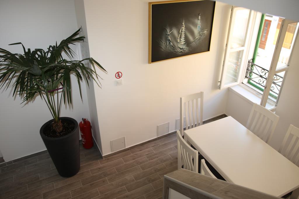 Centar Vodice Apartmani المظهر الخارجي الصورة