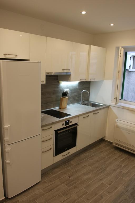 Centar Vodice Apartmani الغرفة الصورة