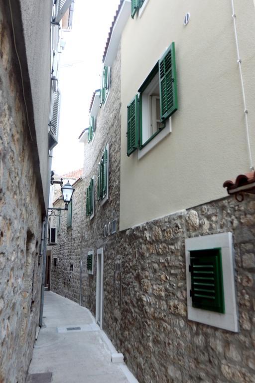 Centar Vodice Apartmani المظهر الخارجي الصورة